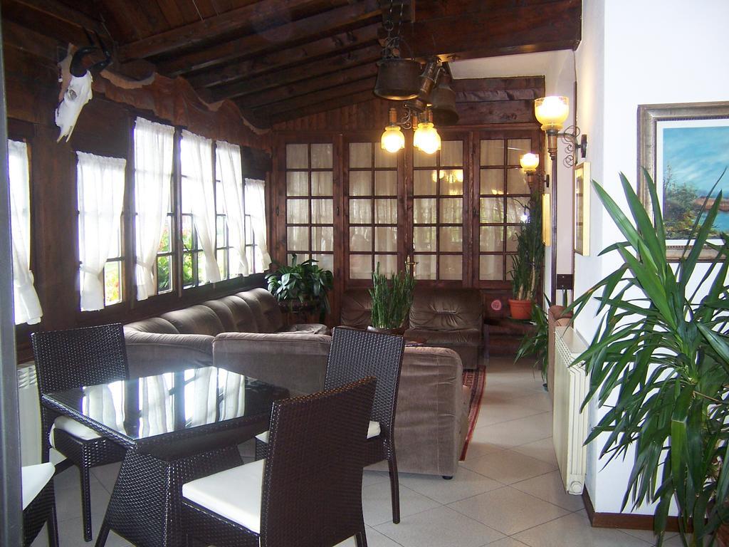 Hotel Pineta Castione della Presolana Bagian luar foto