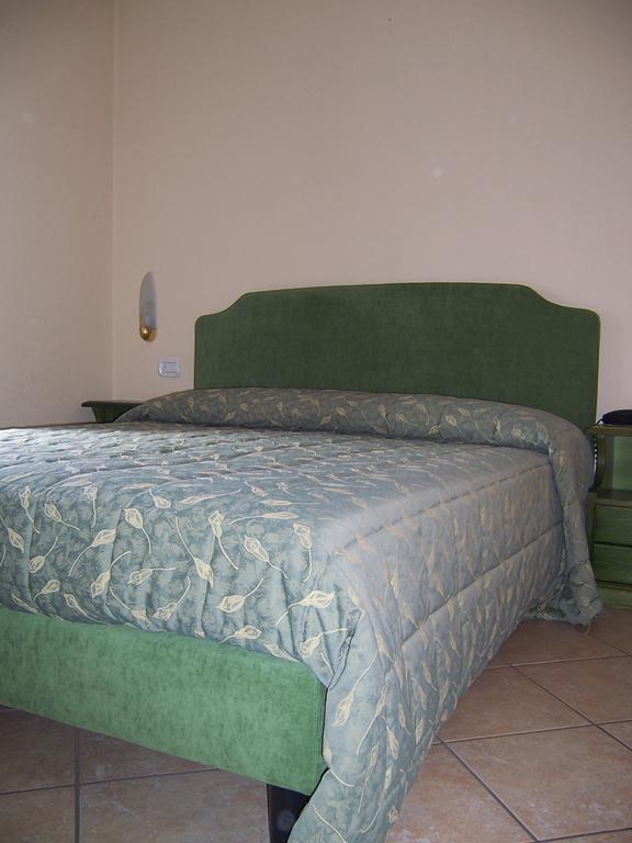 Hotel Pineta Castione della Presolana Ruang foto