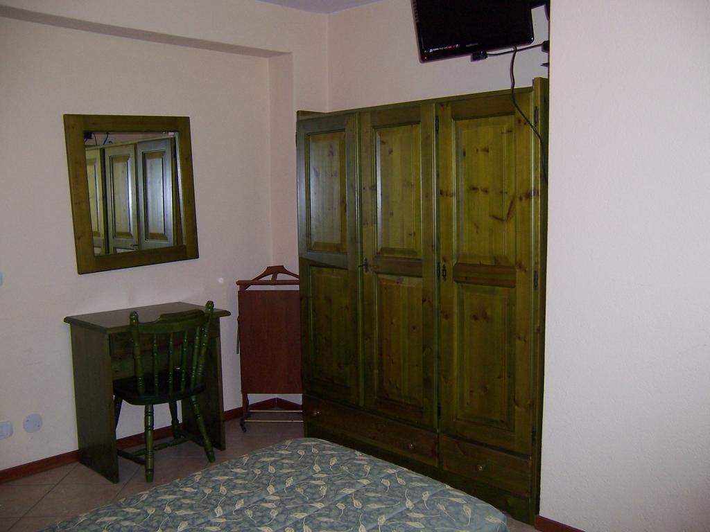 Hotel Pineta Castione della Presolana Ruang foto